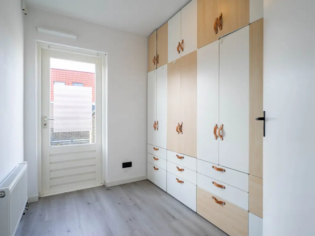 Deken Sandersstraat 33, TILBURG