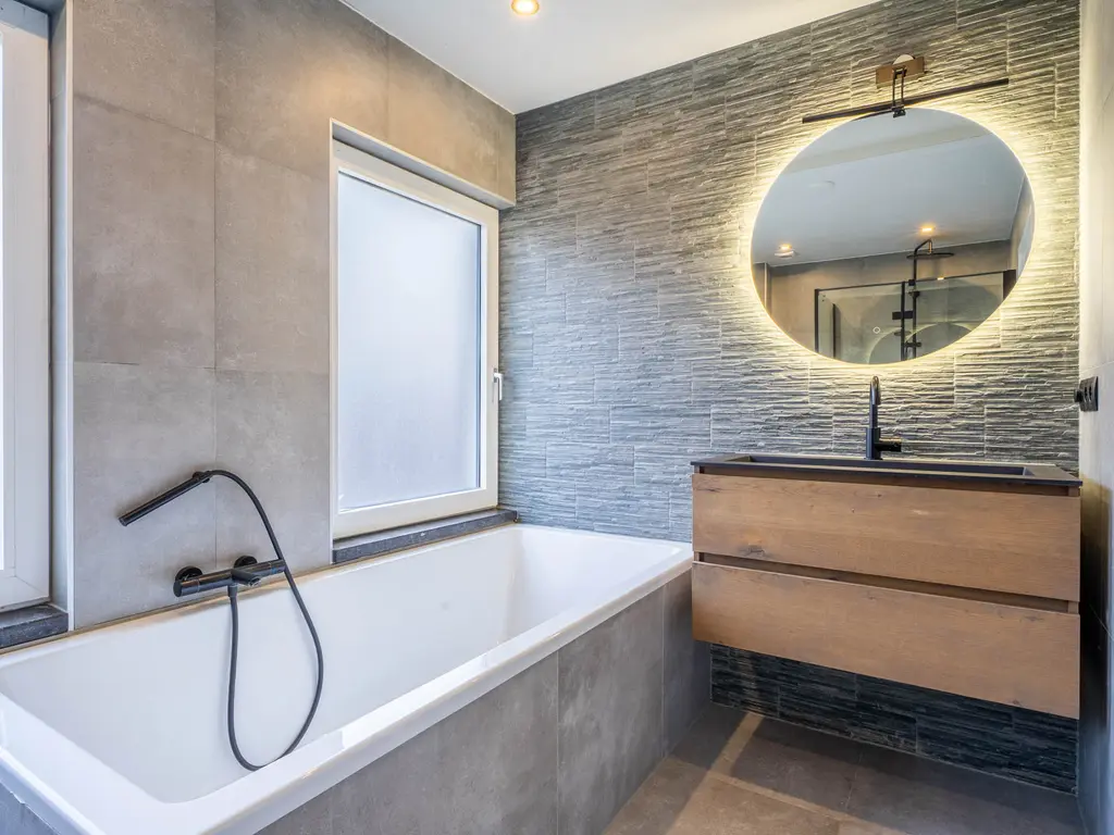 Deken Sandersstraat 33, TILBURG