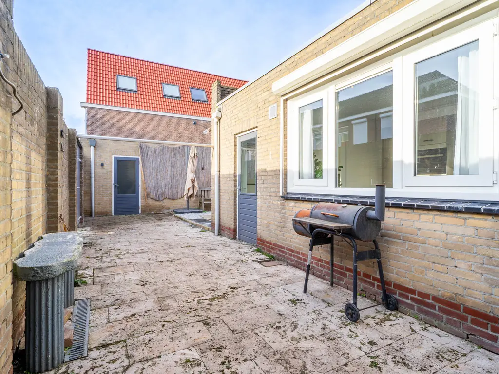 Deken Sandersstraat 33, TILBURG