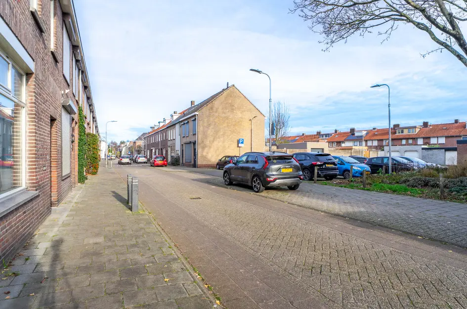 Deken Sandersstraat 33
