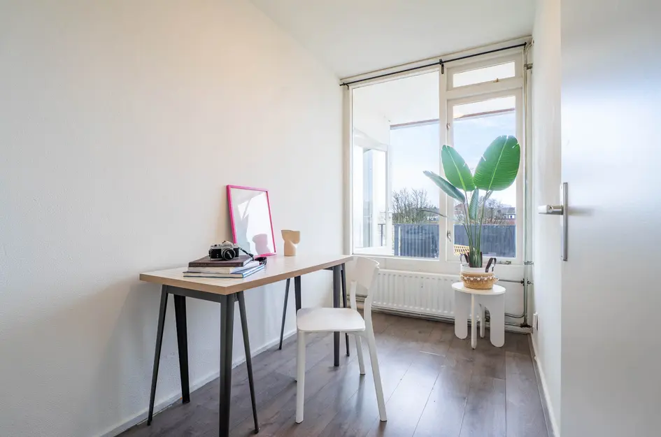 Bart van Peltplein 25