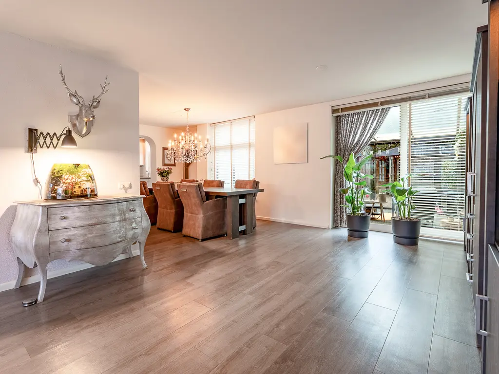 Spaarnwoudelaan 18, TILBURG