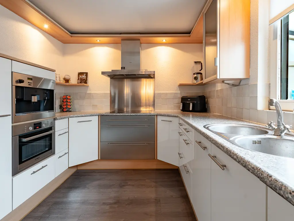 Spaarnwoudelaan 18, TILBURG