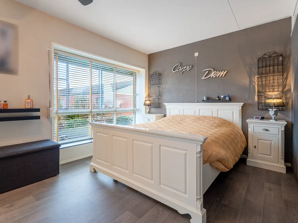 Spaarnwoudelaan 18, TILBURG