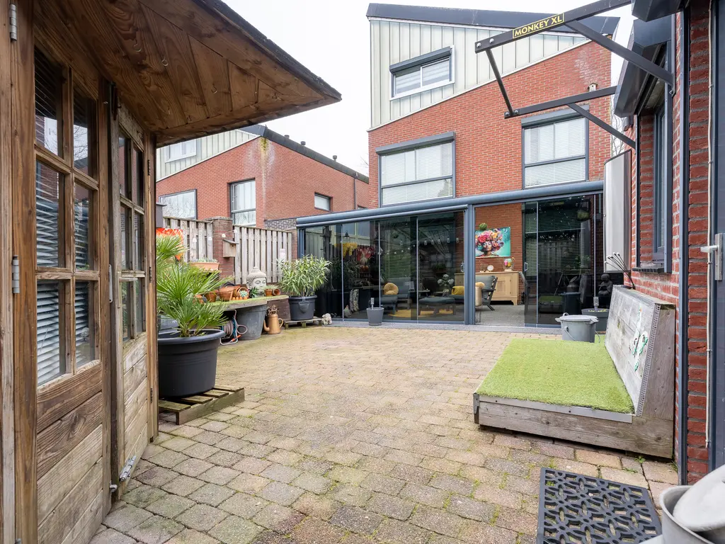 Spaarnwoudelaan 18, TILBURG