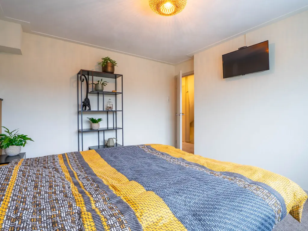 Zustersveld 30, BREDA