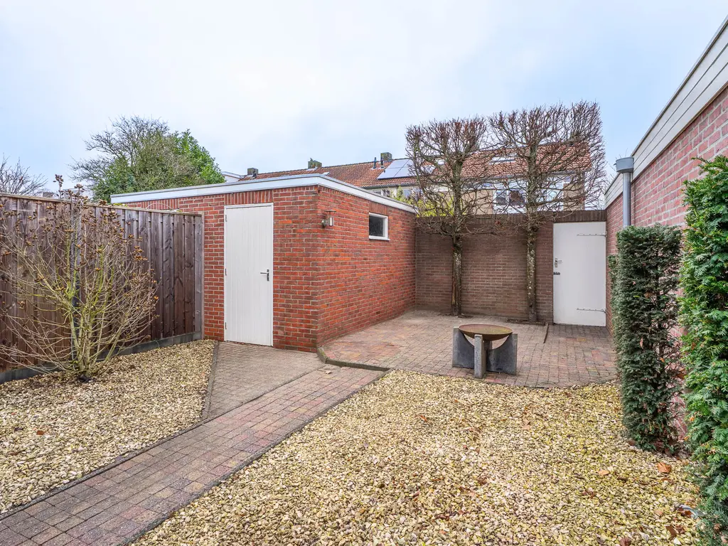 Zustersveld 30, BREDA