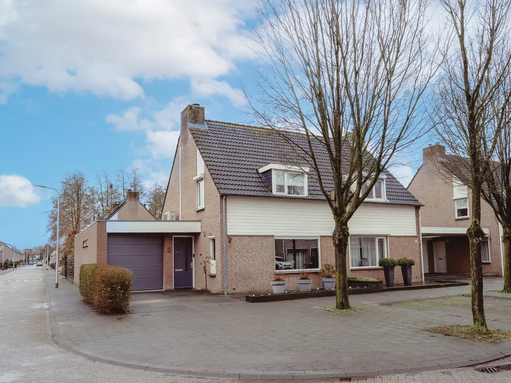 Hooglandstraat 2, TILBURG