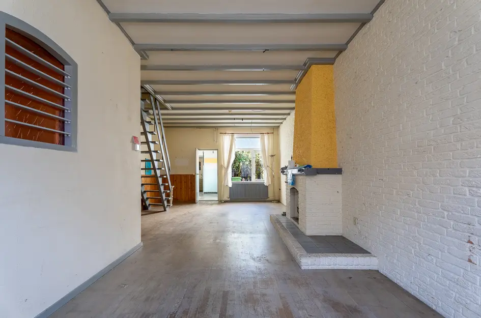 Tweede Markstraat 24