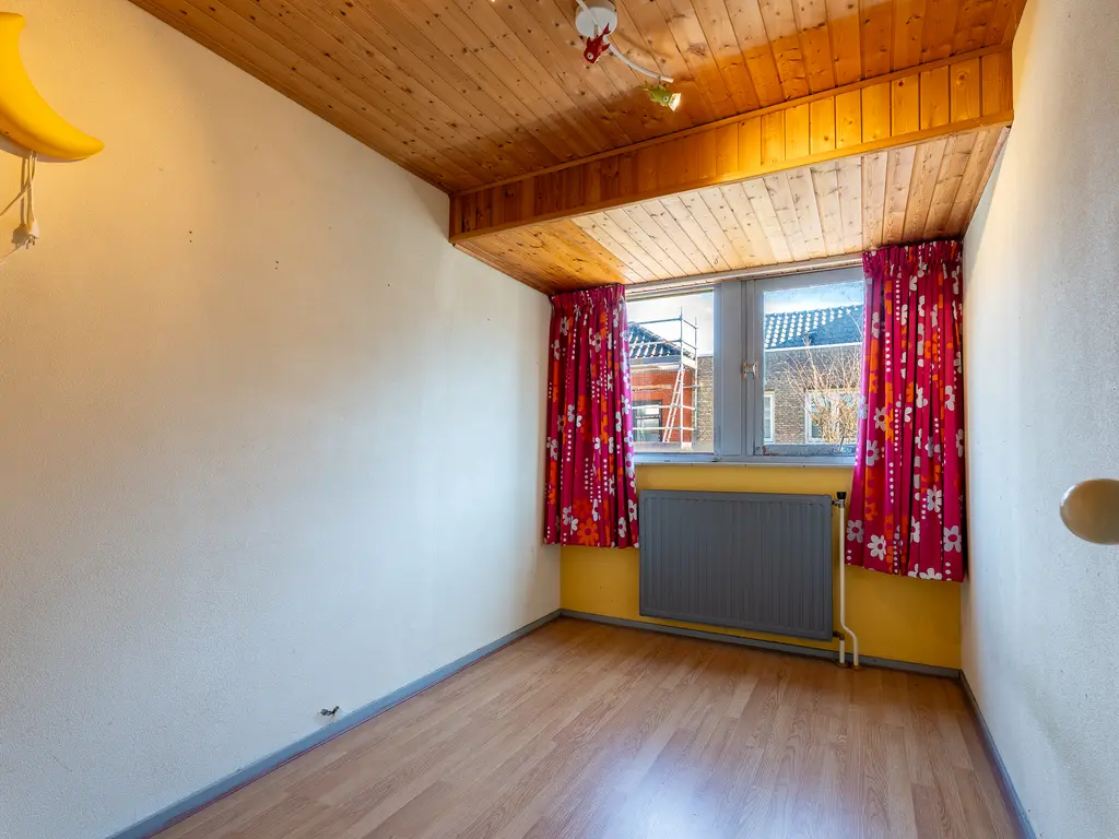 Tweede Markstraat 24, BREDA