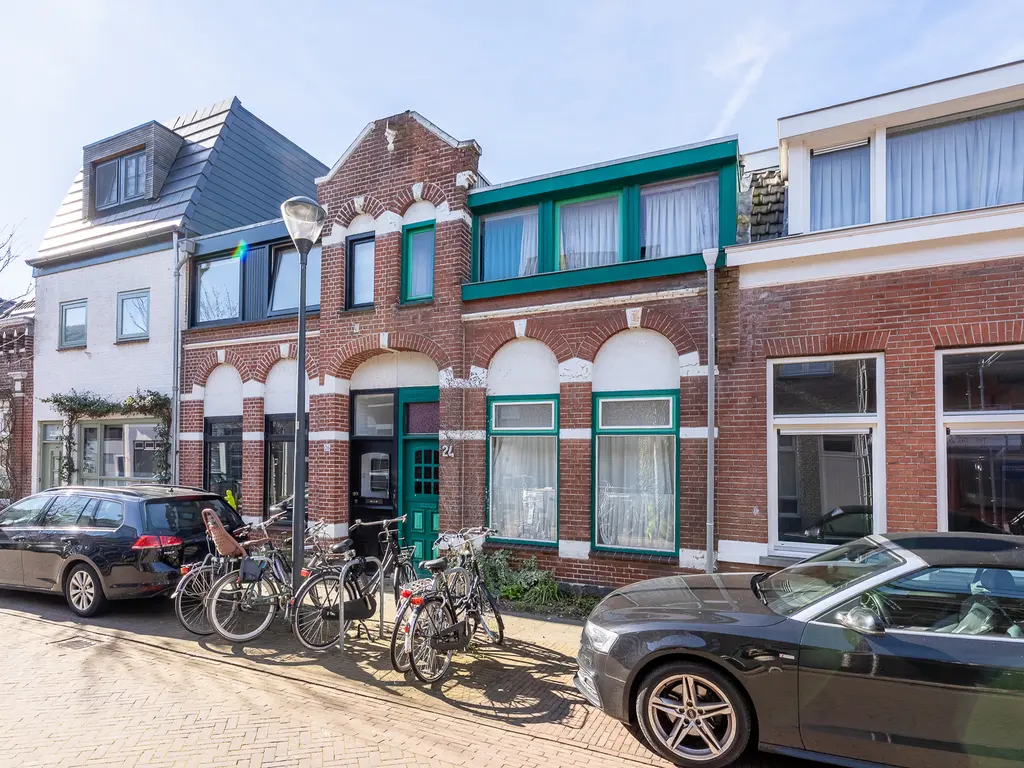 Tweede Markstraat 24, BREDA