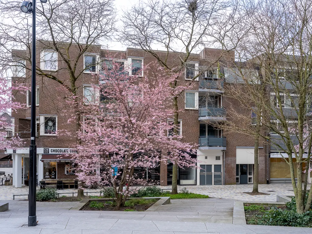 Stadhuisplein 355 01, TILBURG
