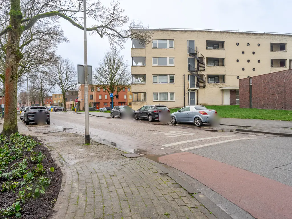 Boksdoornerf 70, TILBURG