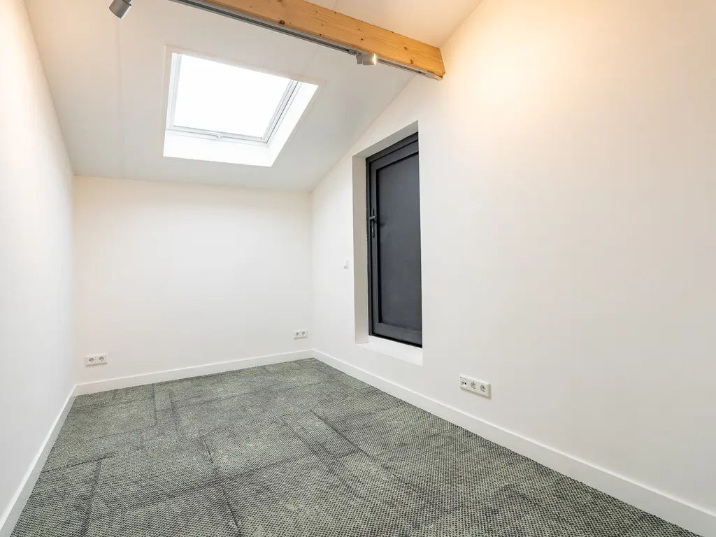 Professor Gimbrèrelaan 10, TILBURG