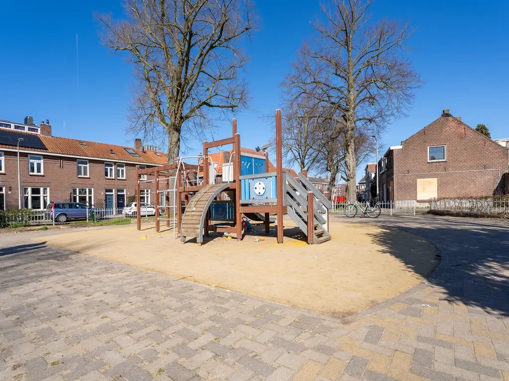 Esdoornstraat 19, TILBURG