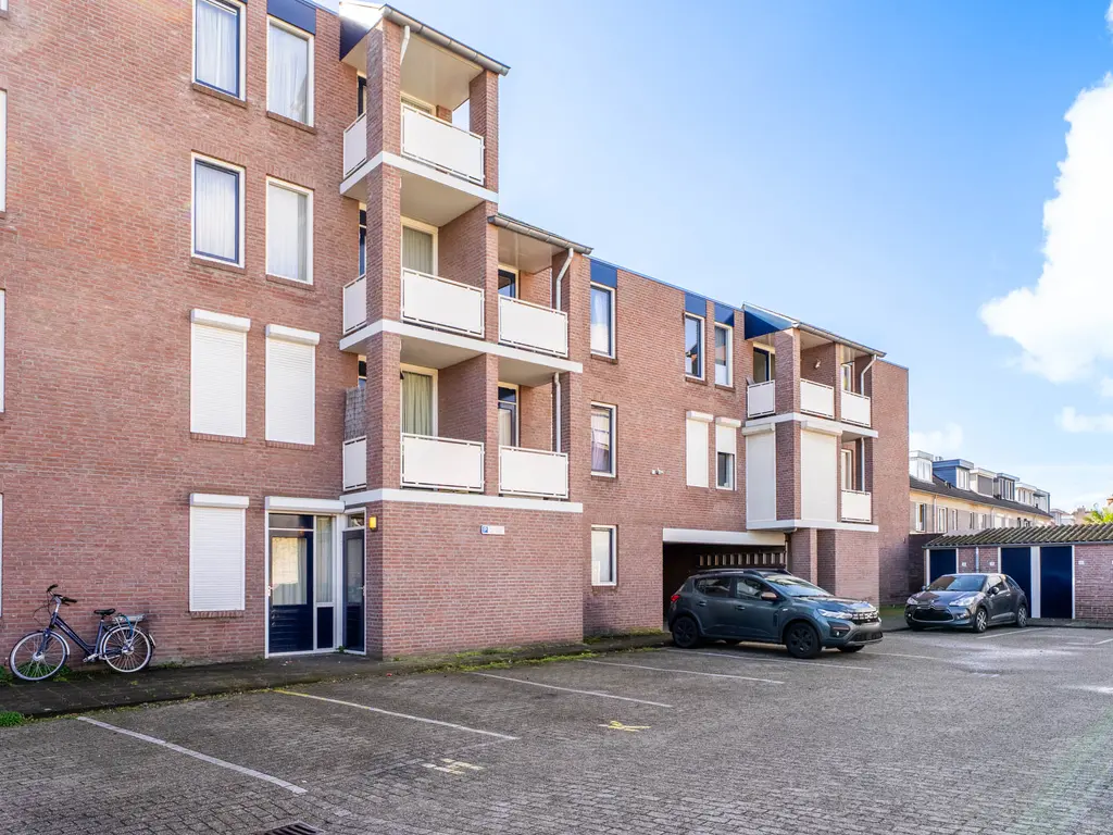 Kardinaal van Rossumstraat 52, TILBURG