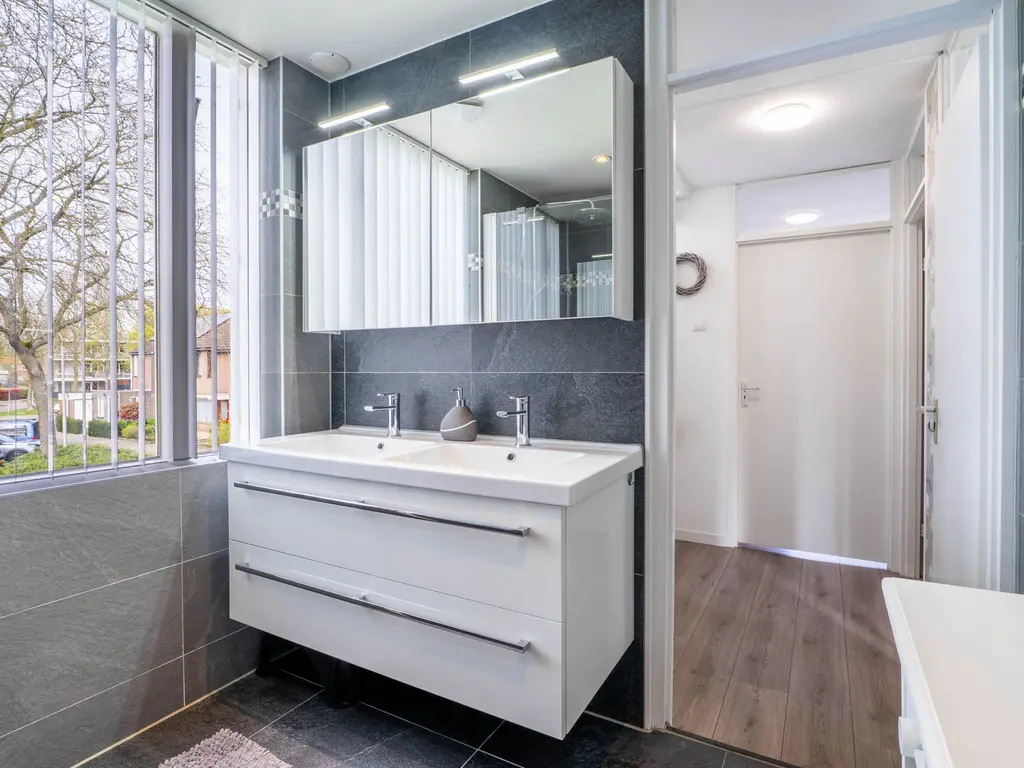 Alpenweide 414, TILBURG