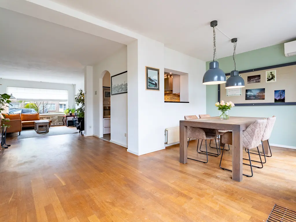 Montfortanenlaan 71, TILBURG