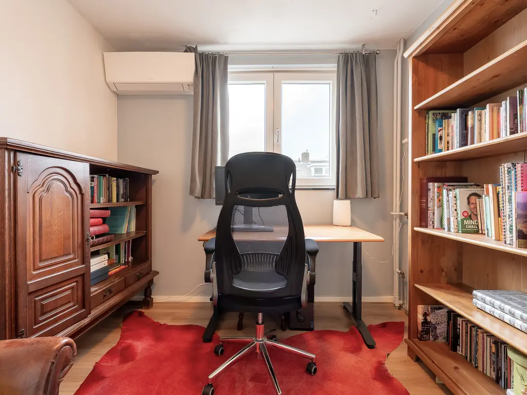 Montfortanenlaan 71, TILBURG