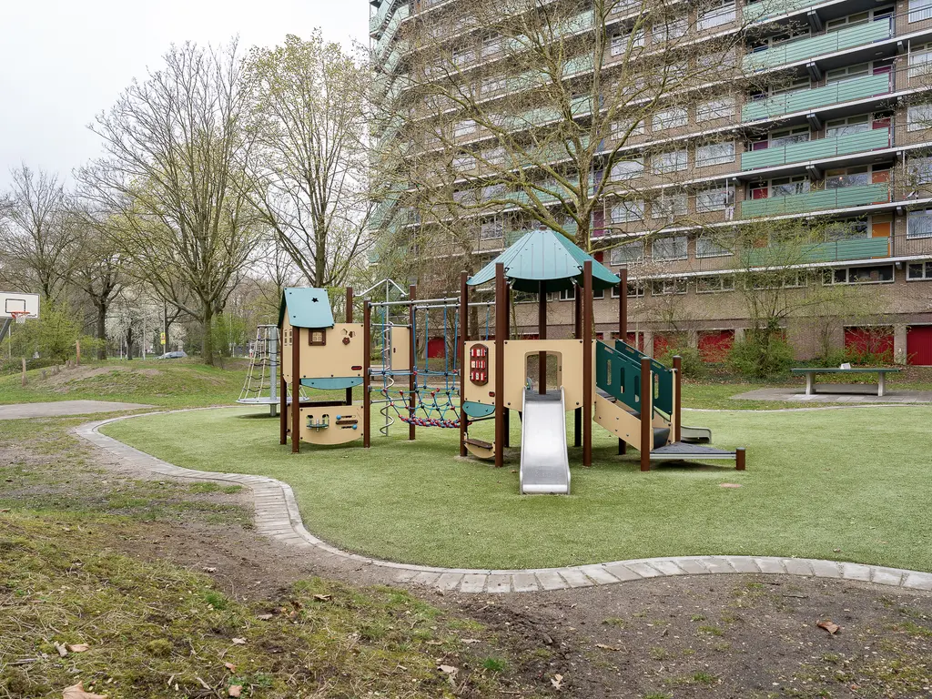 Montfortanenlaan 71, TILBURG