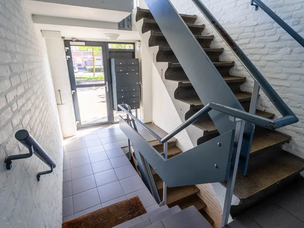 Waterhoefstraat 25b, TILBURG