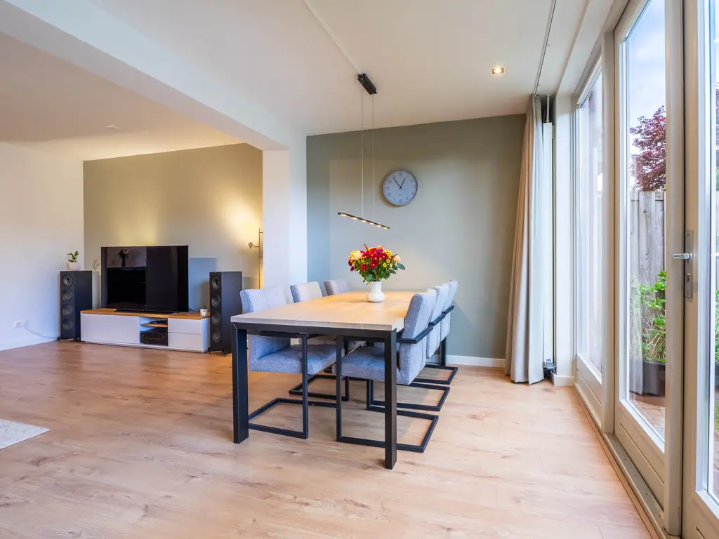 Linge 75, TILBURG