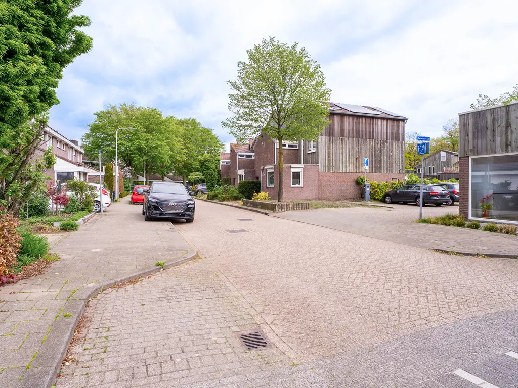 Linge 75, TILBURG