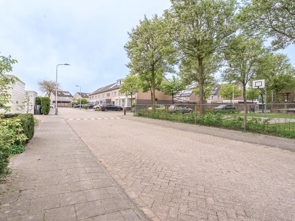 Kralingenstraat 28, TILBURG