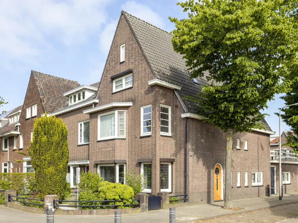 Simon van der Stelstraat 17, TILBURG