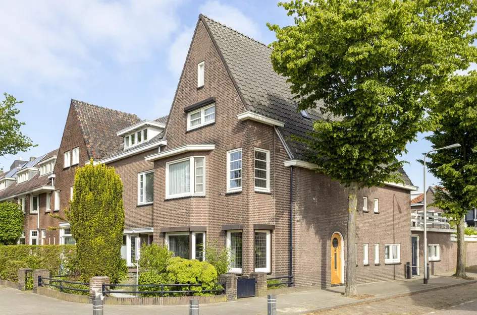 Simon van der Stelstraat 17