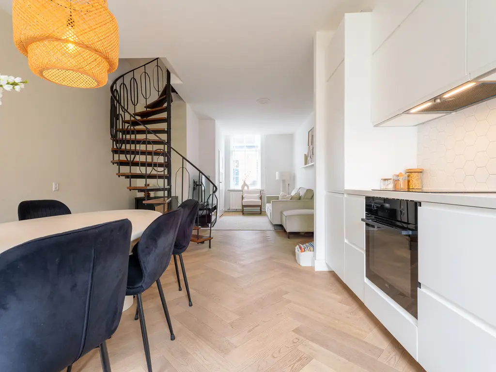Laarstraat 27, TILBURG