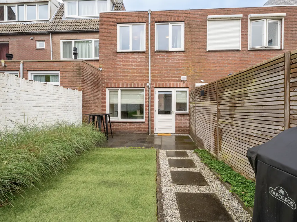 Laarstraat 27, TILBURG