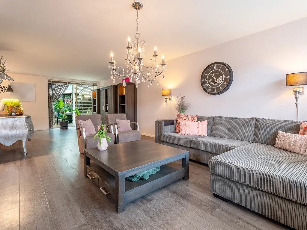 Spaarnwoudelaan 18, TILBURG