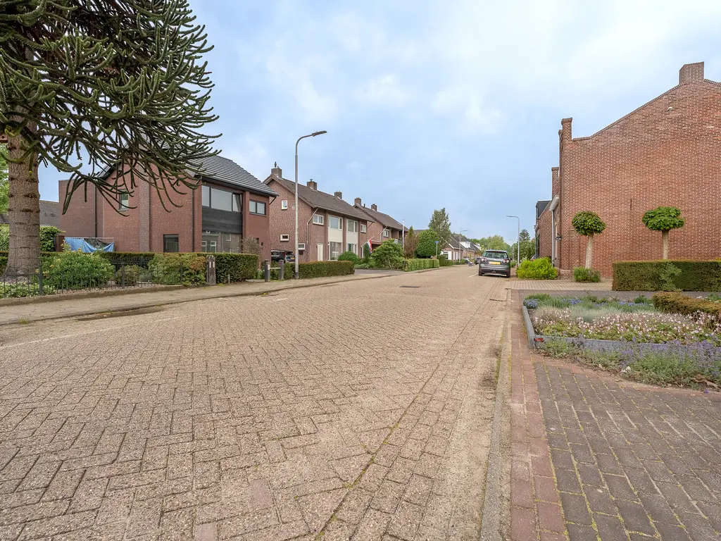 Berkelseweg 43, UDENHOUT