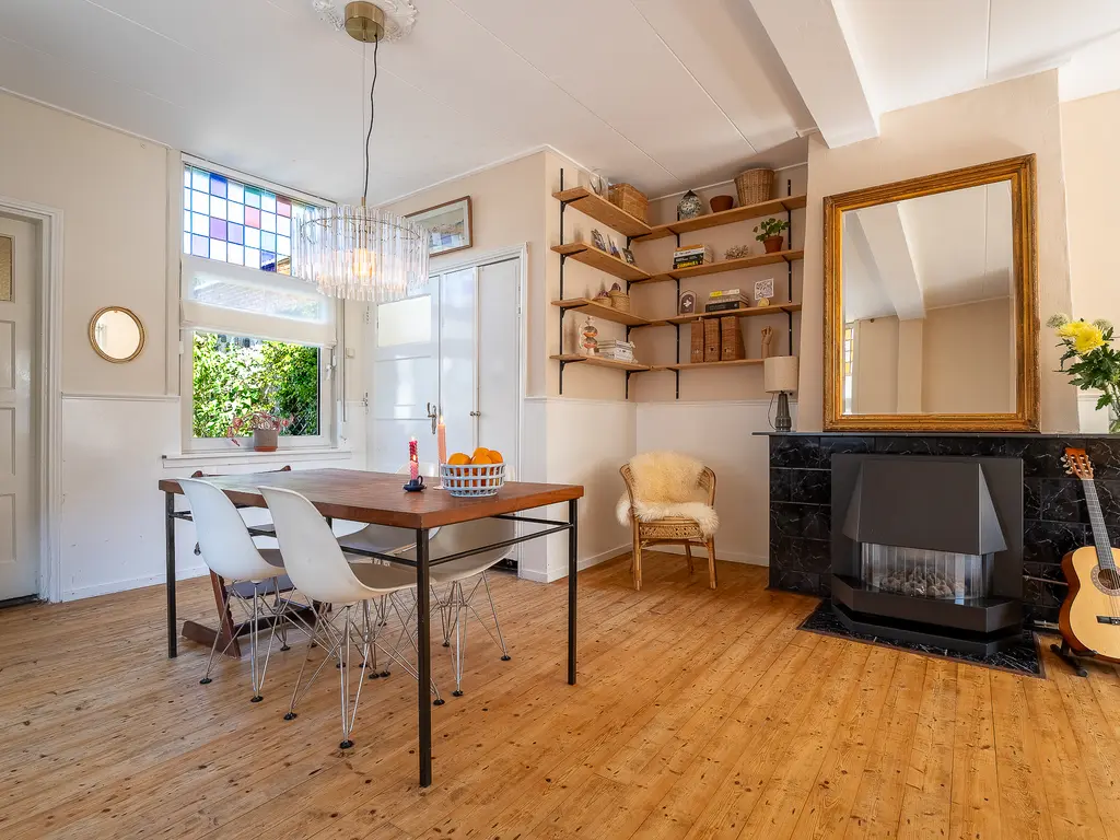 Pastoor van Beurdenstraat 87b, TILBURG