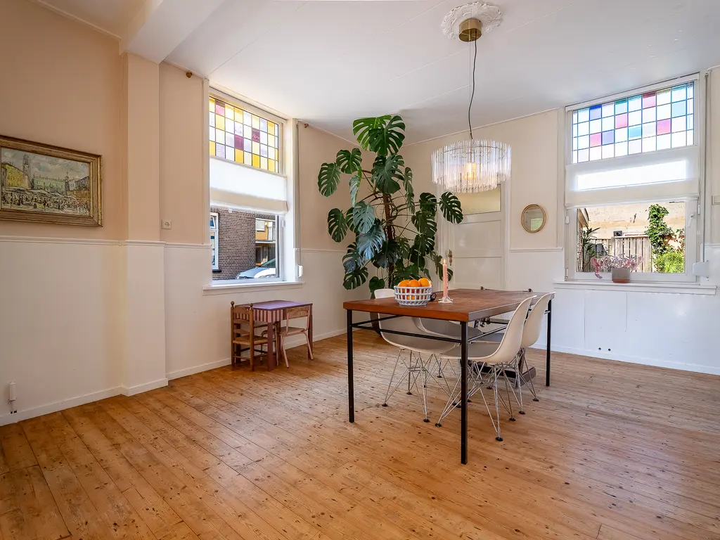 Pastoor van Beurdenstraat 87b, TILBURG