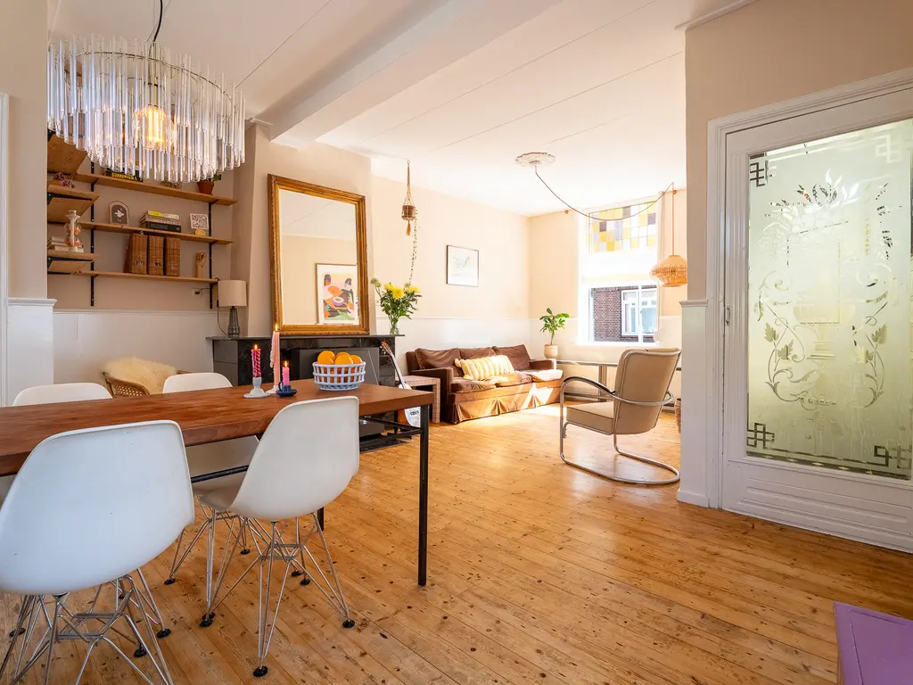 Pastoor van Beurdenstraat 87b, TILBURG