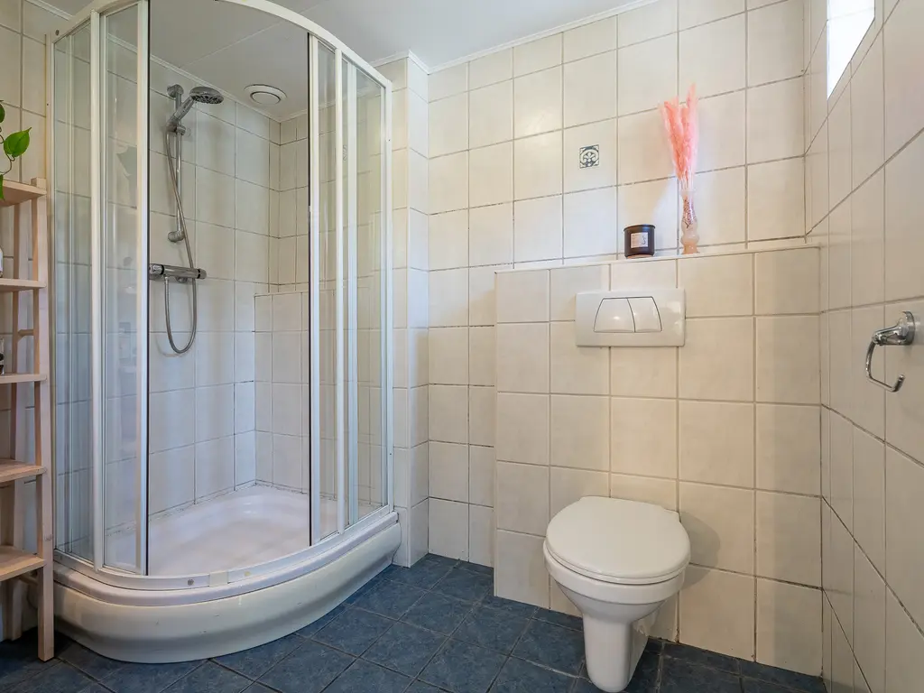 Pastoor van Beurdenstraat 87b, TILBURG