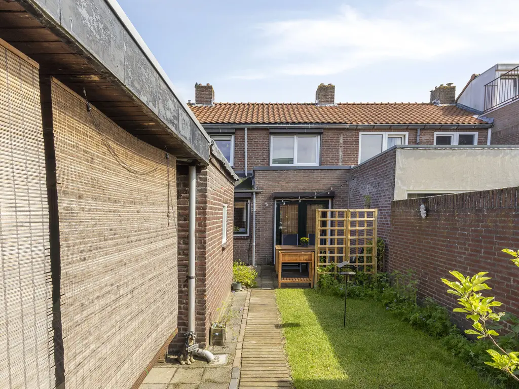 Brasemstraat 35, TILBURG