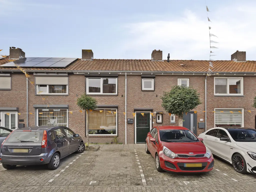 Brasemstraat 35, TILBURG