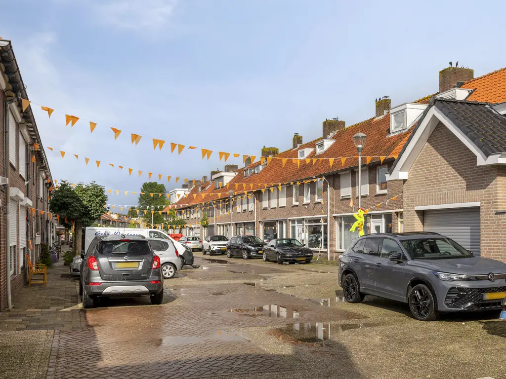 Brasemstraat 35, TILBURG