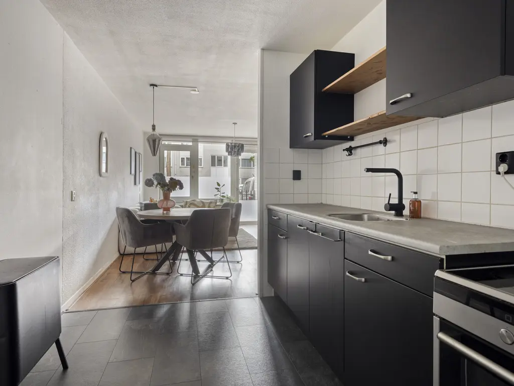 Bisschop Bekkerslaan 101, TILBURG