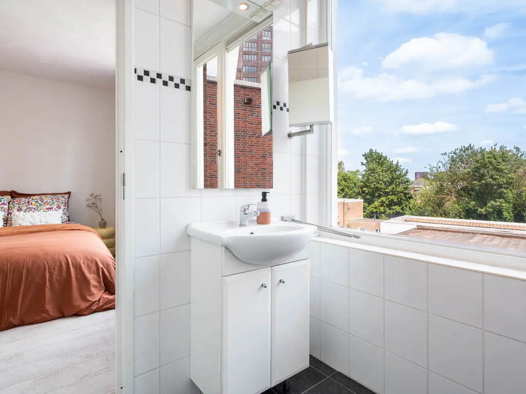 Gondelstraat 12, TILBURG