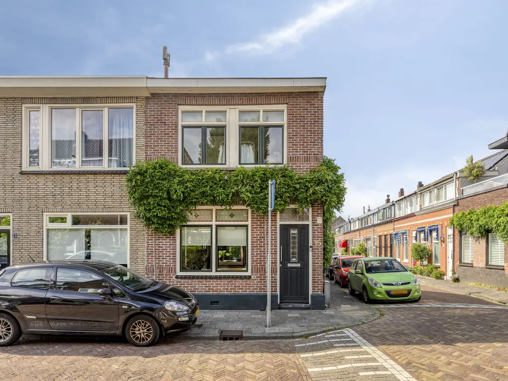 Saksen Weimarlaan 15, BREDA