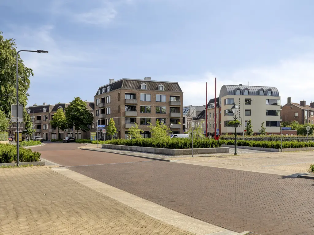Saksen Weimarlaan 15, BREDA