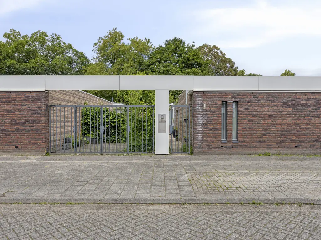 Ezelvense Akkers 44, TILBURG