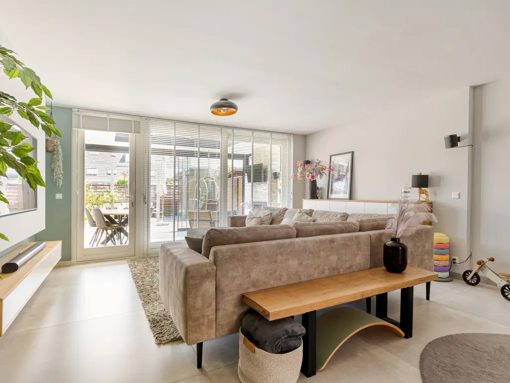 Kralingenstraat 22, TILBURG