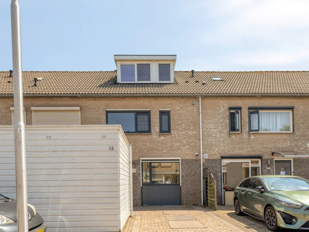 Kralingenstraat 22, TILBURG