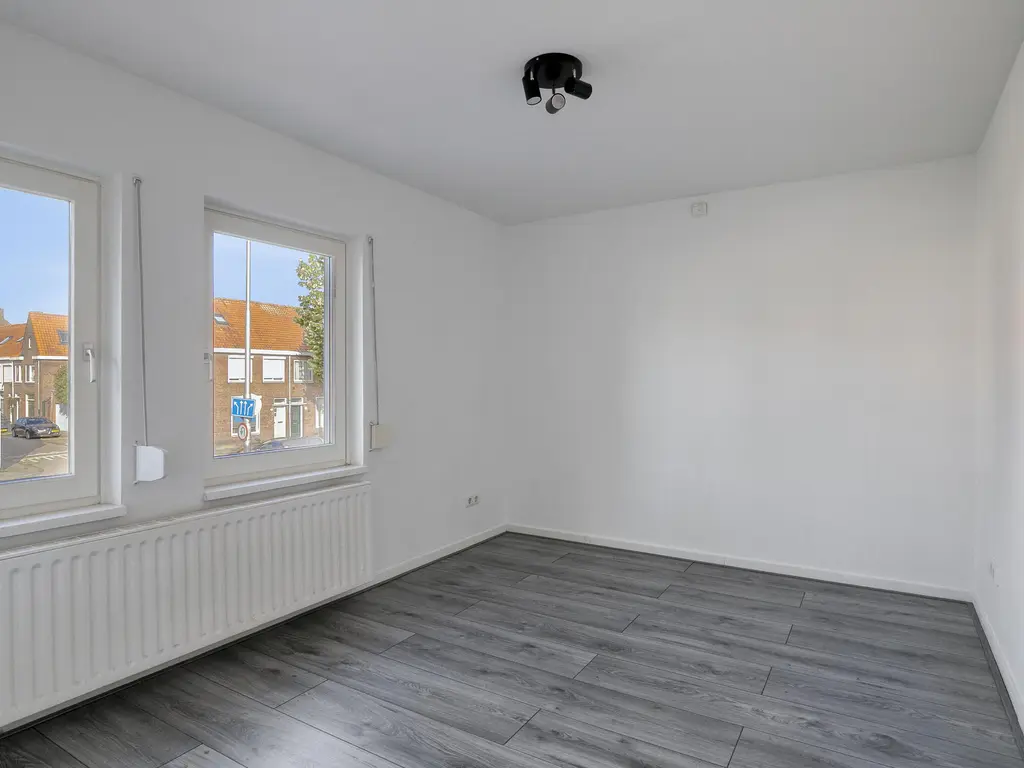 Ringbaan-Oost 36, TILBURG