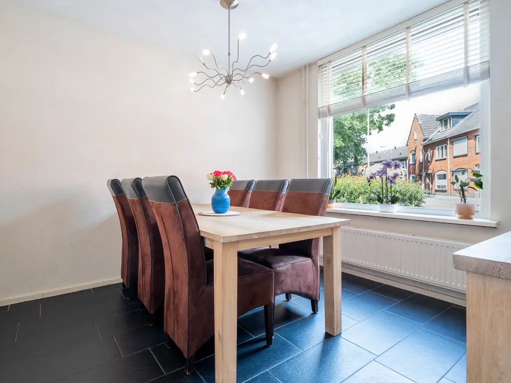 Hellebaardstraat 12, TILBURG